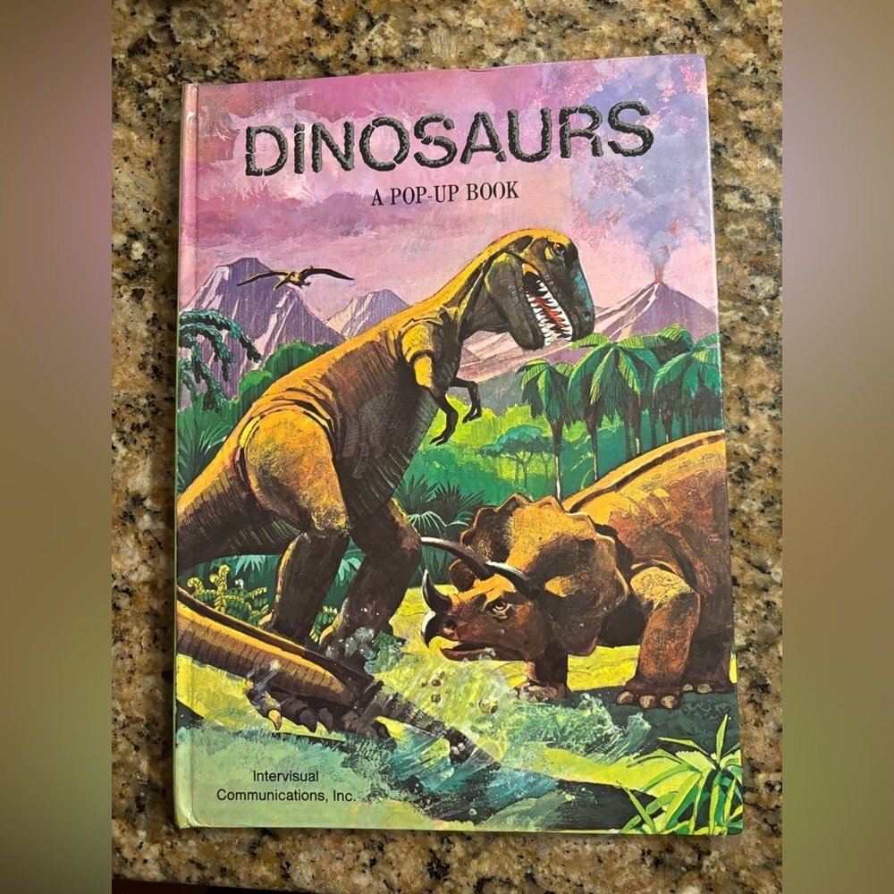 Vintage Dinosaurs Pop-Up Book